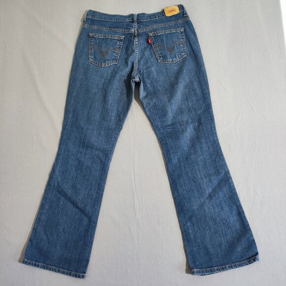 Vintage Levi's 515 jeans women's sz 12 denim blue colour boot cut cowgirl denim - Picture 3 of 15